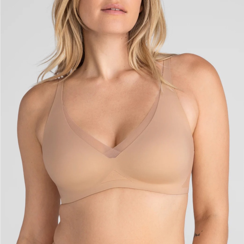 Honeylove Crossover V-neck Wireless Bra Beige Medium 36B/C
